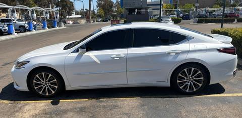 Lexus ES 2019