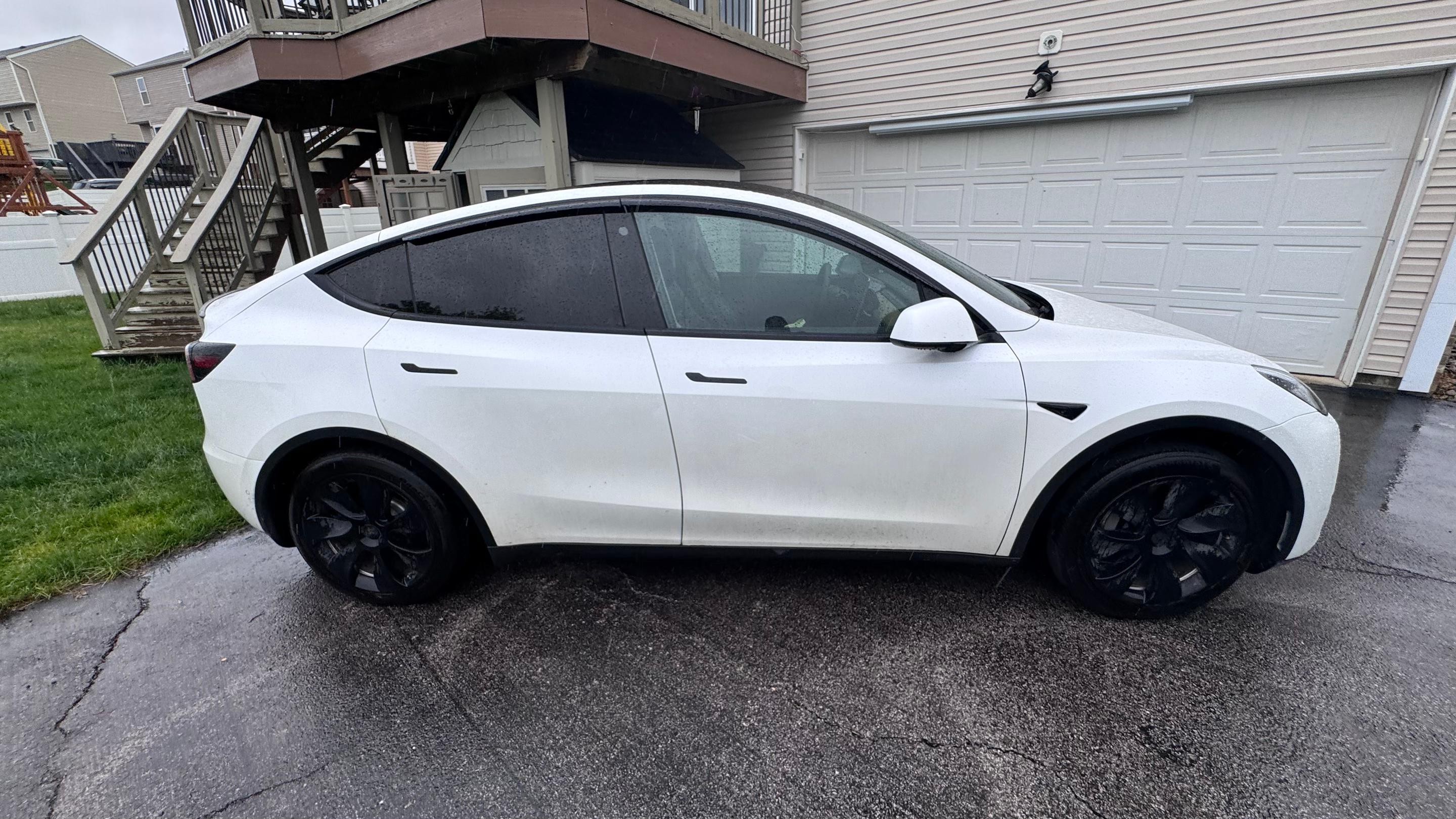 Tesla Model Y 2021 in Pittsburgh, PA