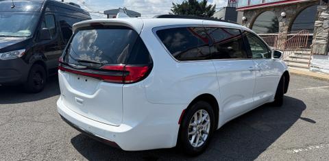 Chrysler Pacifica 2022