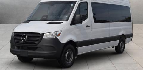 Mercedes-Benz Sprinter 2025