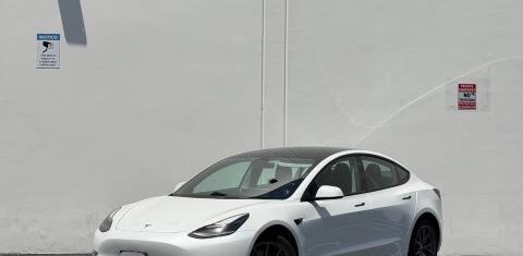 Tesla Model 3 2023