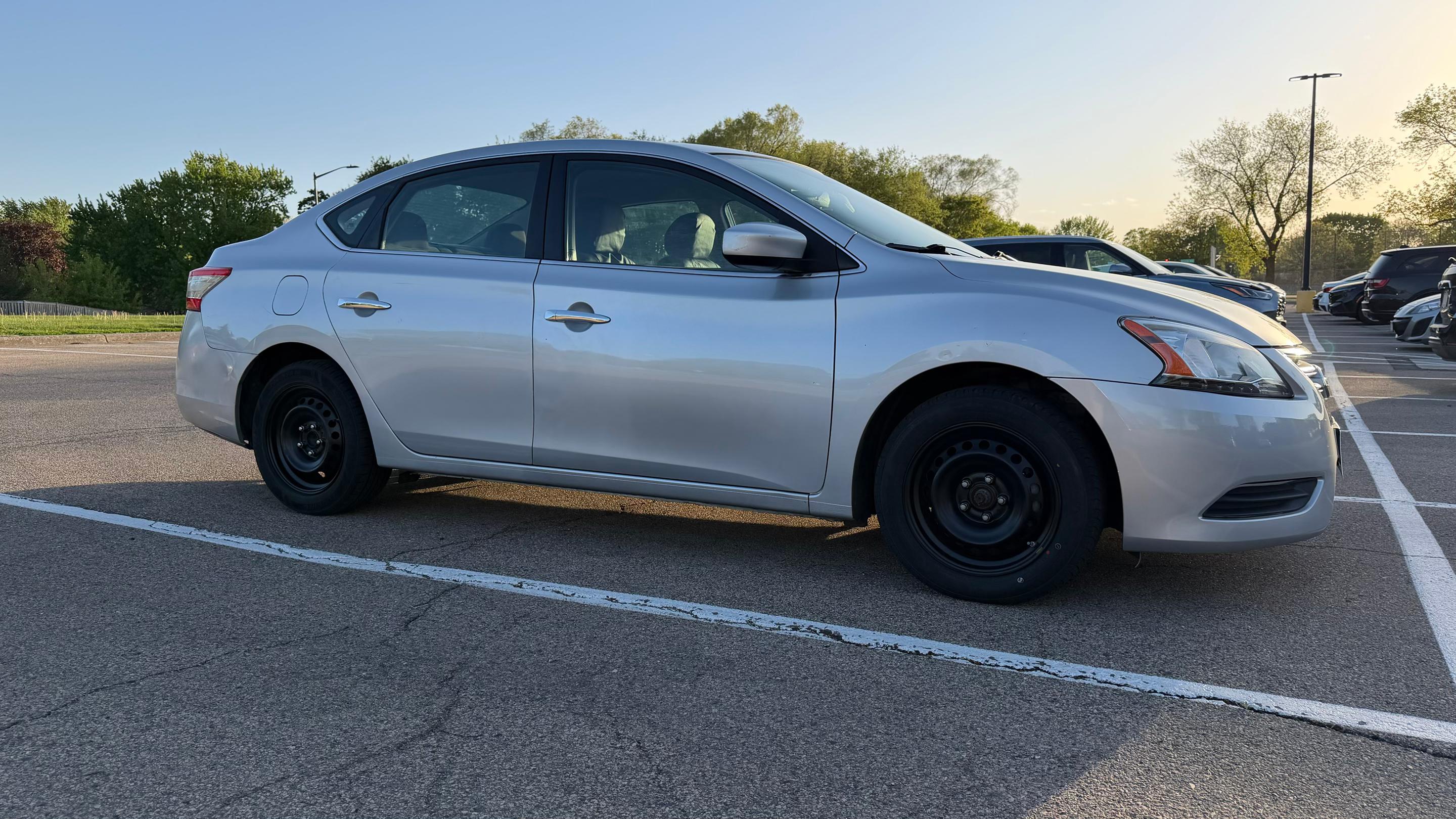 Nissan Sentra 2014 in Shakopee, MN