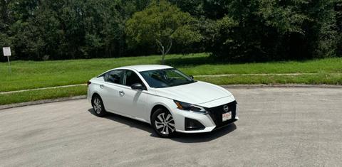 Nissan Altima 2024