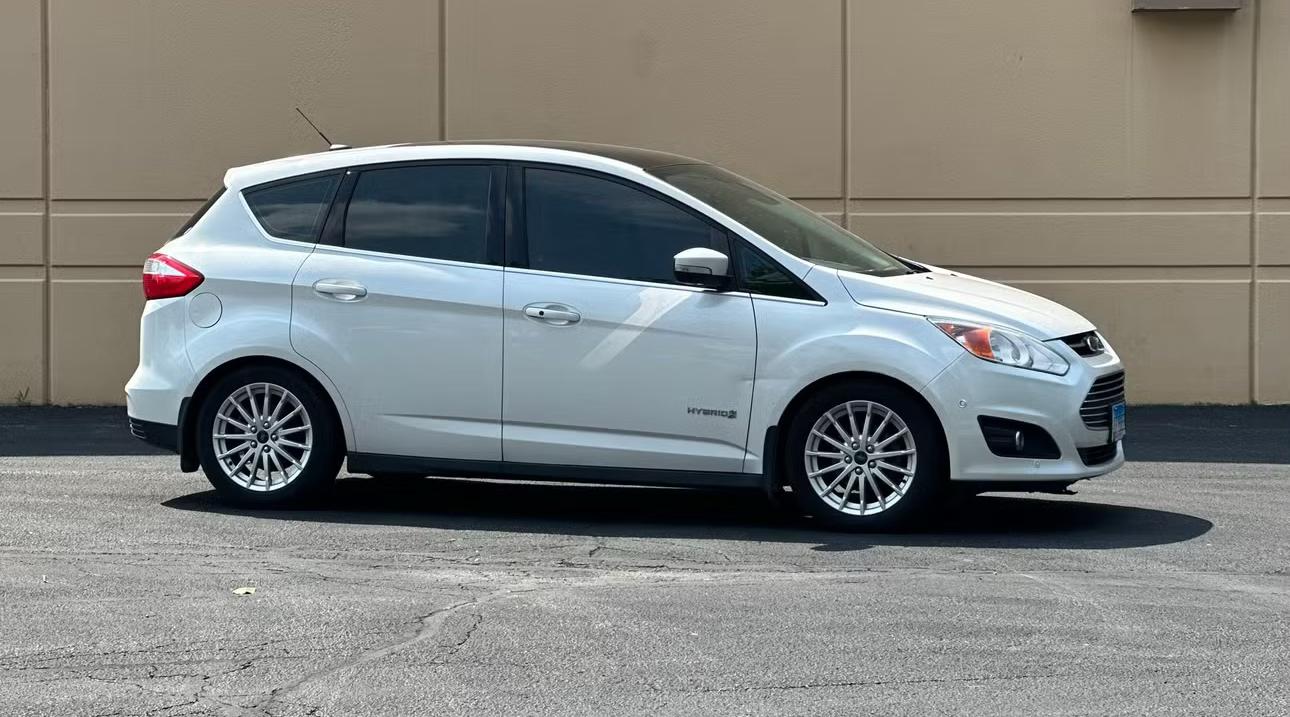 Ford C-Max Hybrid 2014 in 