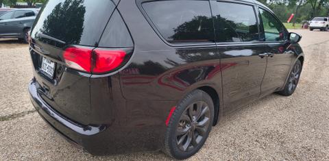 Chrysler Pacifica 2018