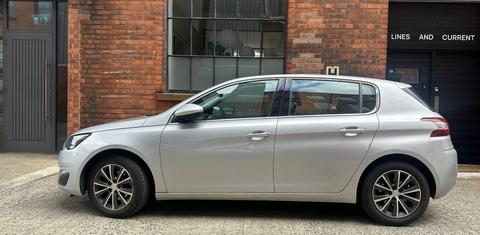 Peugeot 308 2016