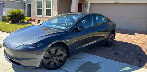 Tesla Model 3 2025