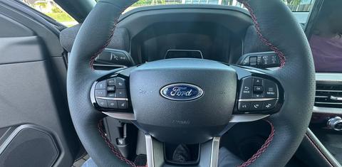 Ford Explorer 2025