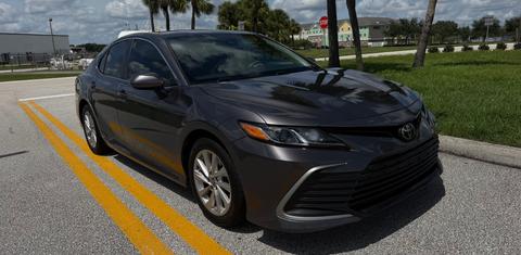 Toyota Camry 2021