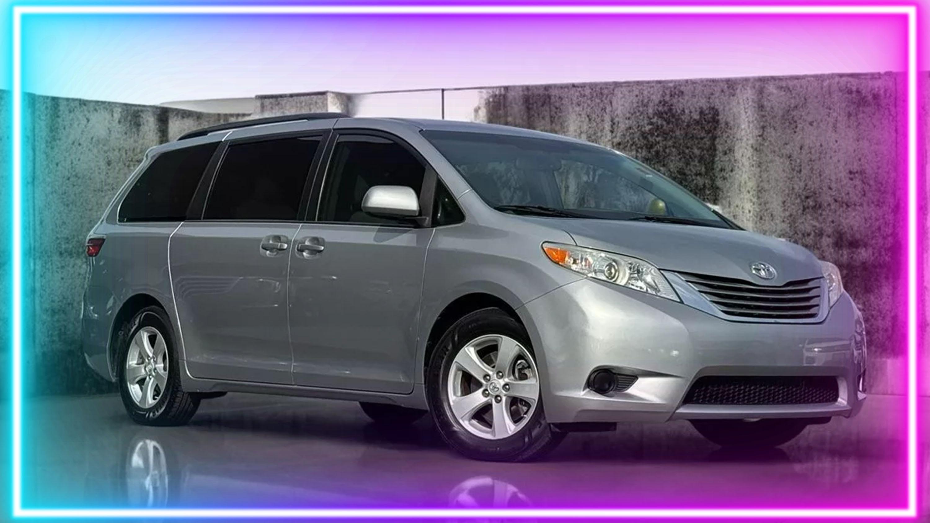 Toyota Sienna 2015 in Bloomfield Township, MI