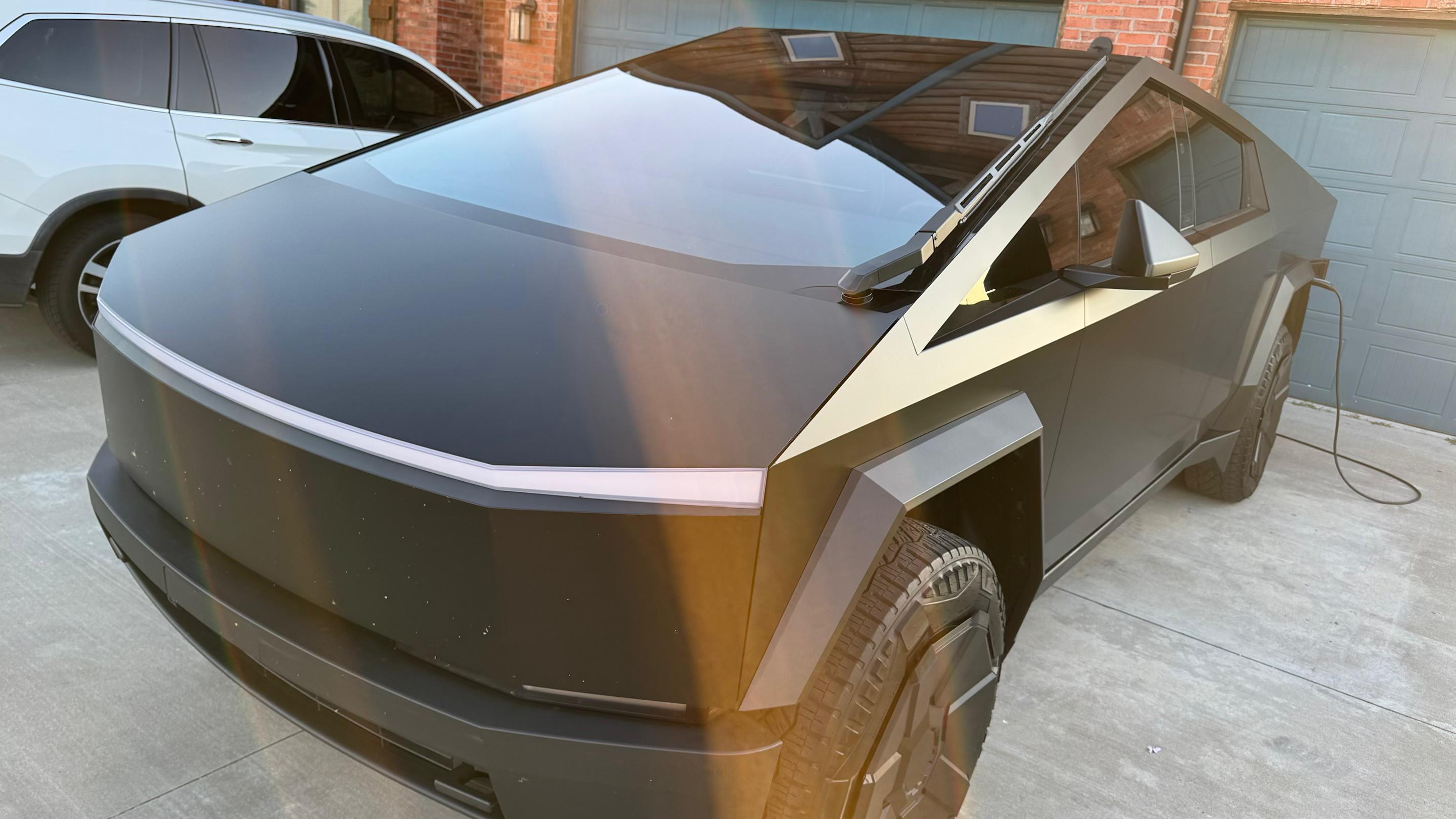 Tesla Cybertruck 2024 in Broken Arrow, OK