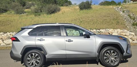 Toyota RAV4 Hybrid 2024