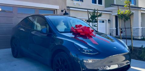 Tesla Model Y 2023