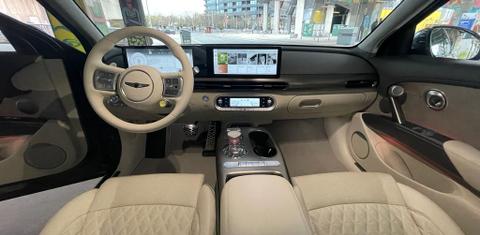 Genesis GV60 2023