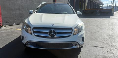 Mercedes-Benz GLA-Class 2016
