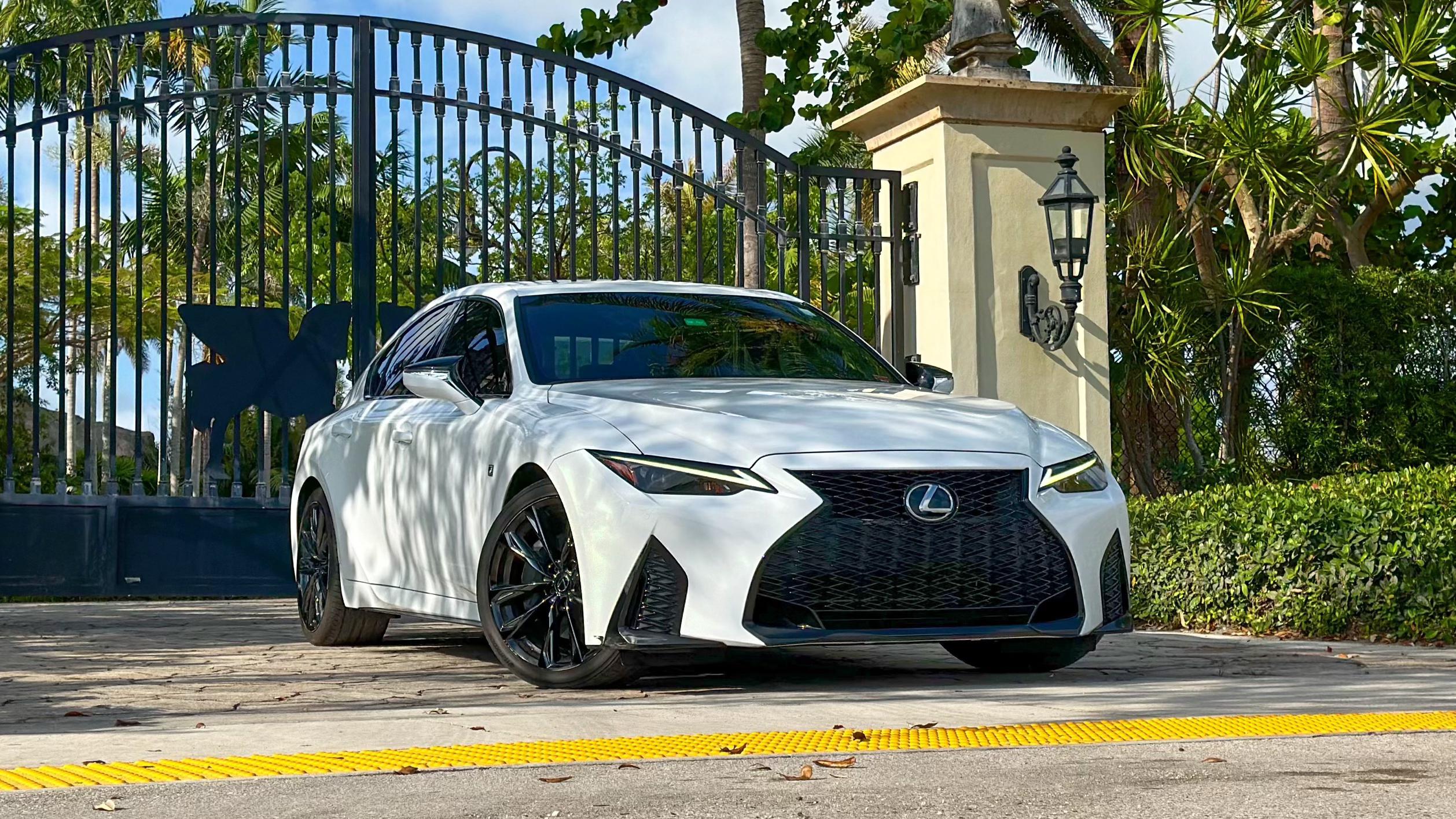 Lexus IS 2021 in 