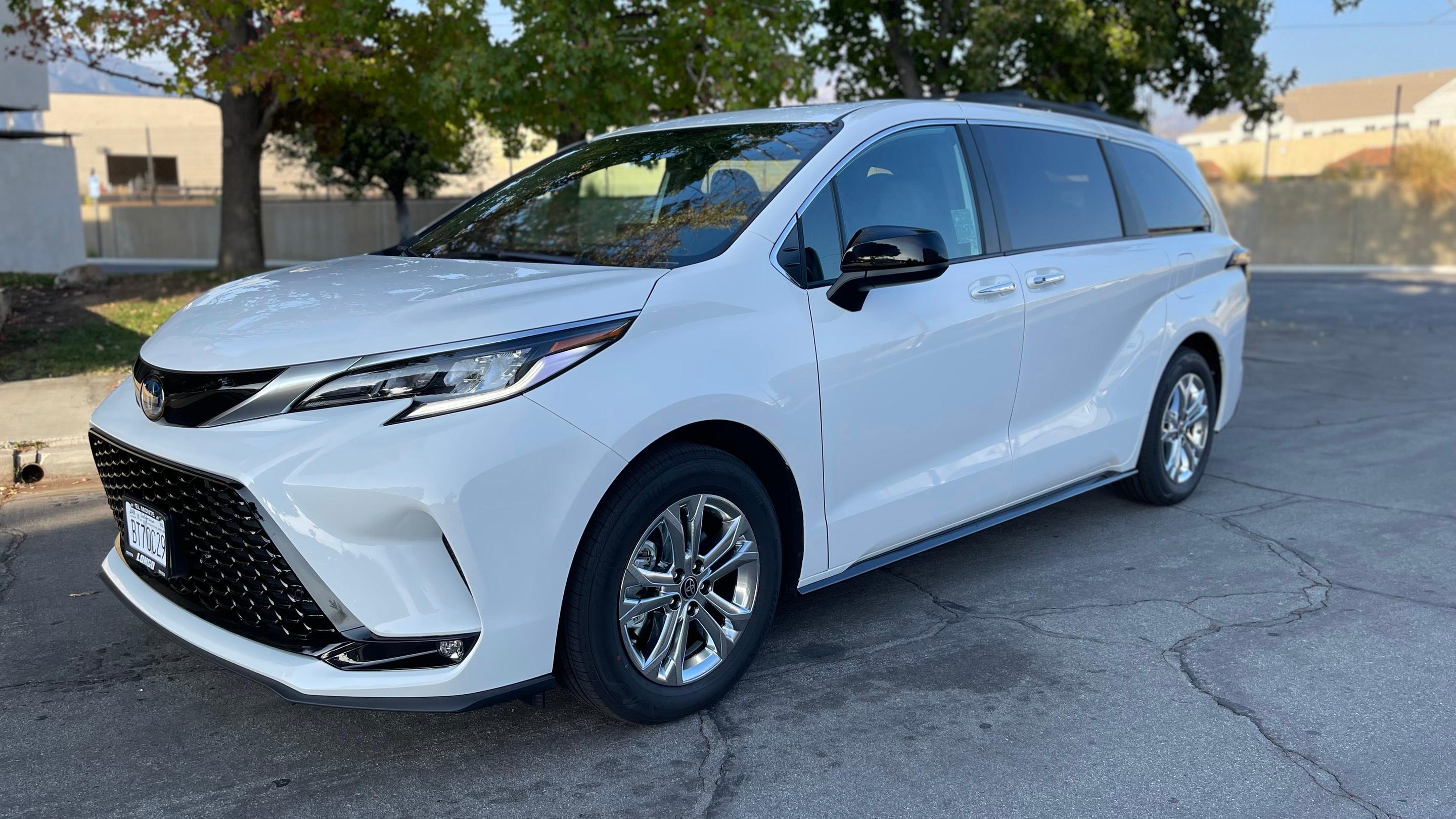 Toyota Sienna 2022 in 