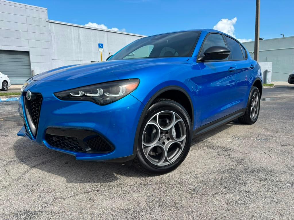 Alfa Romeo Stelvio 2025 in Miami, FL
