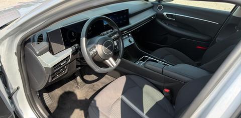 Hyundai Sonata Hybrid 2025