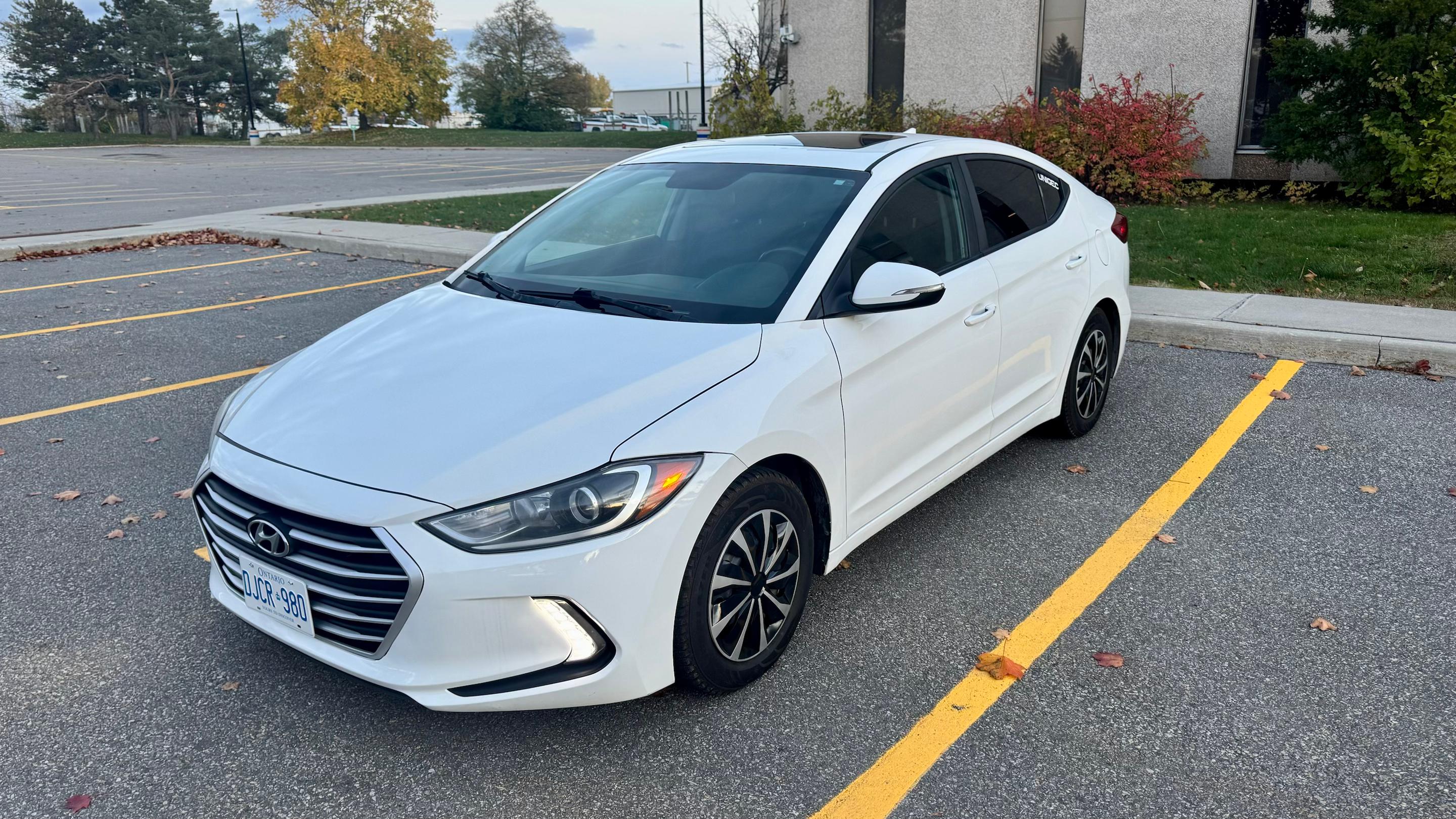 Hyundai Elantra 2018 in Ottawa, ON