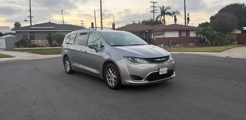 Chrysler Pacifica 2020