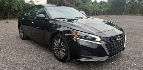 Nissan Altima 2025