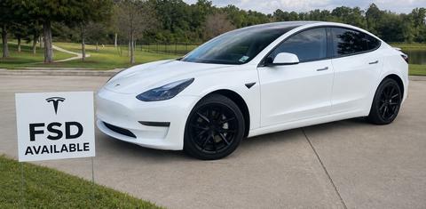 Tesla Model 3 2022