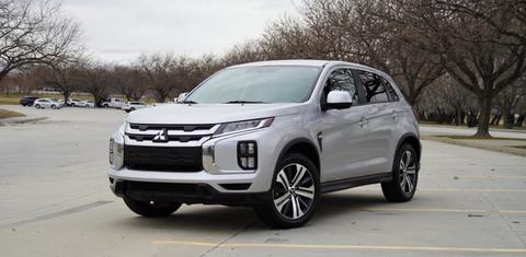Mitsubishi Outlander Sport 2020
