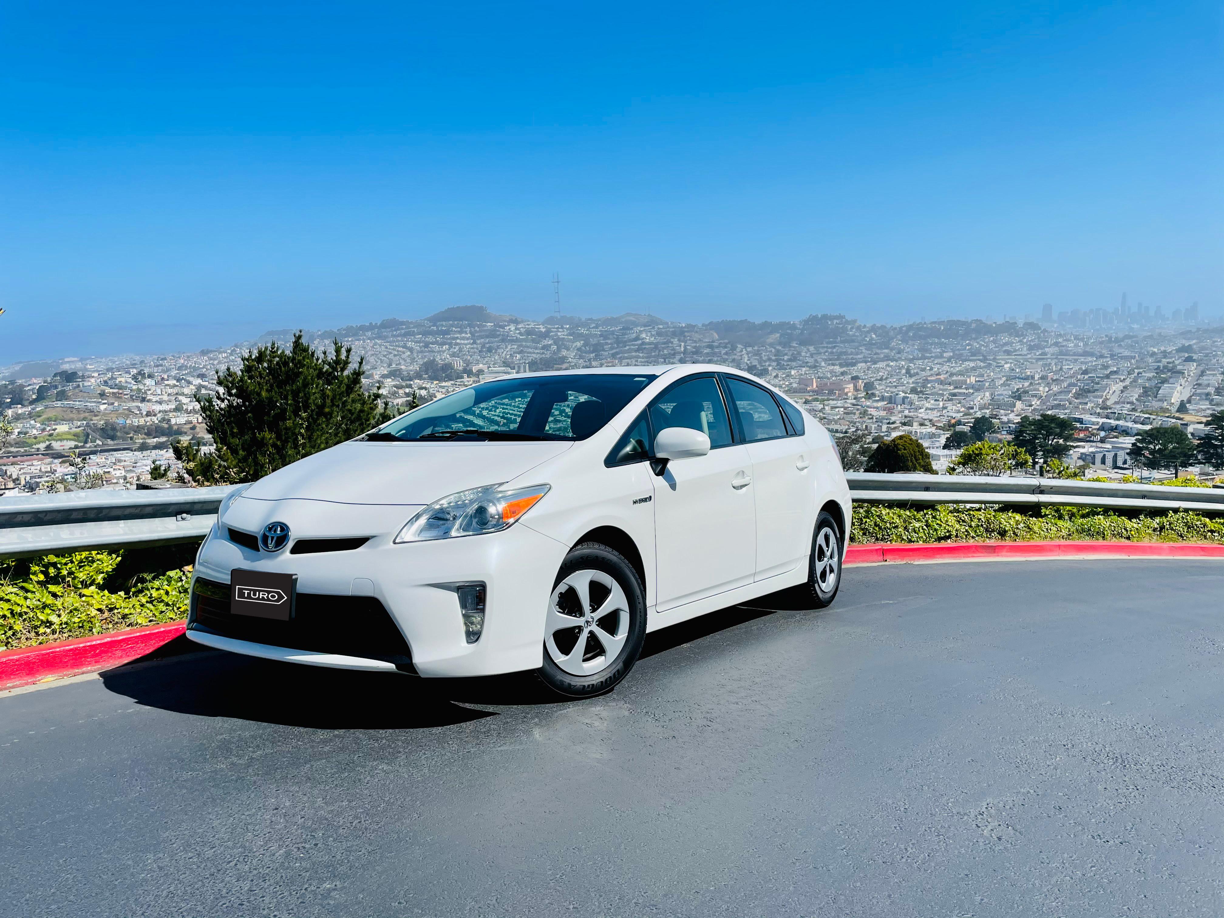 Toyota Prius 2013 in Pacifica, CA