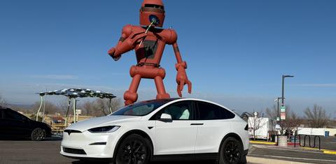 Tesla Model X 2024
