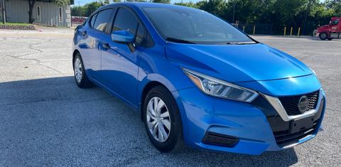 Nissan Versa 2021