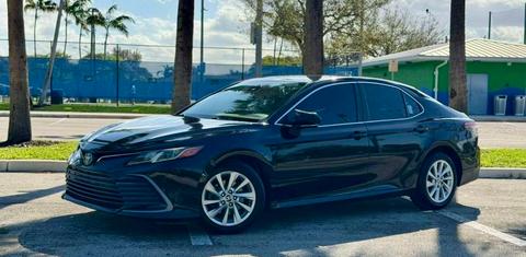 Toyota Camry 2021