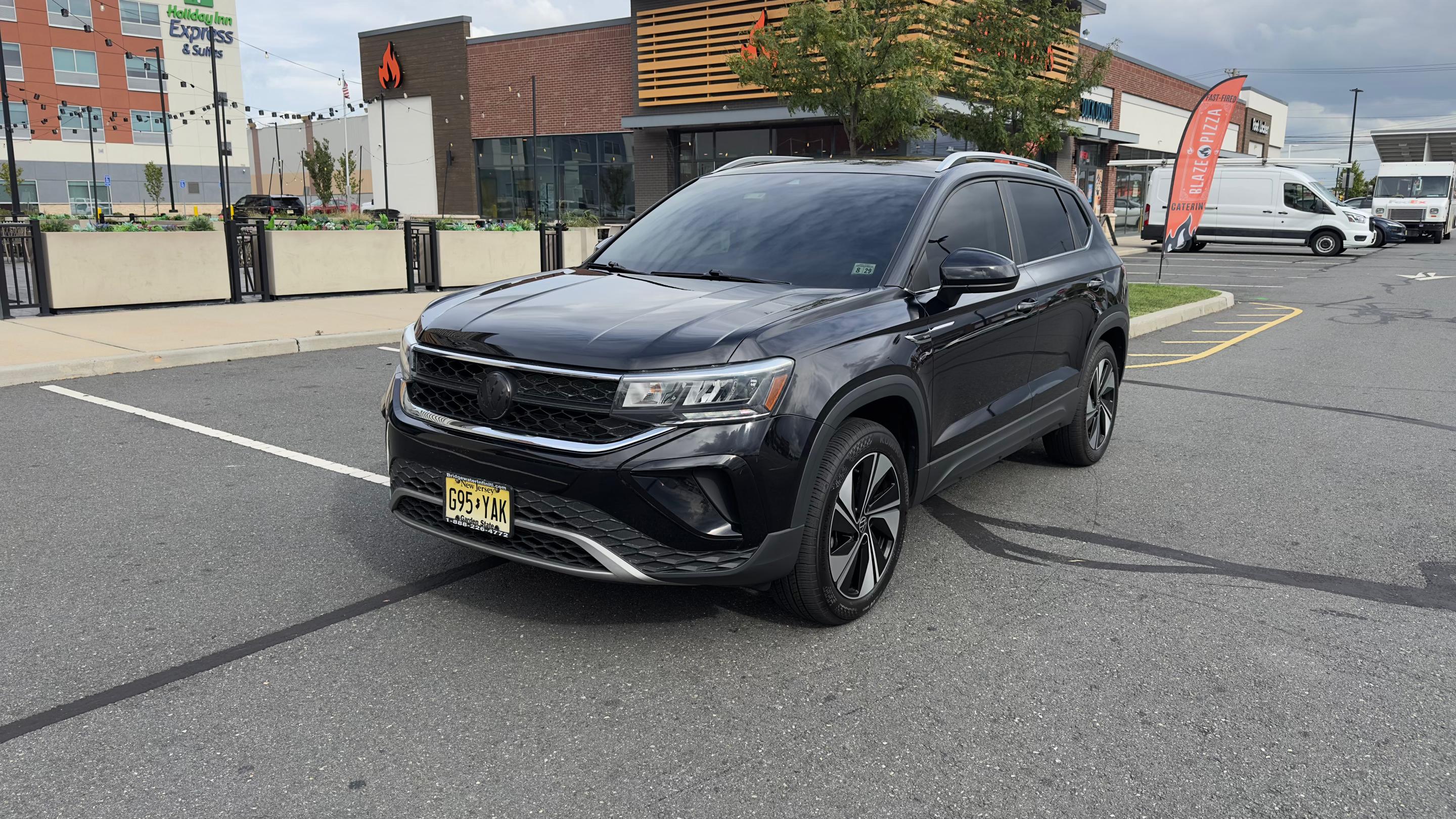 Volkswagen Taos 2024 in Linden, NJ