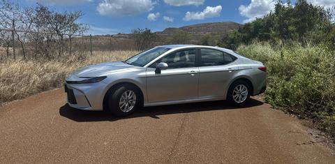 Toyota Camry Hybrid 2025