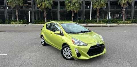 Toyota Prius c 2015