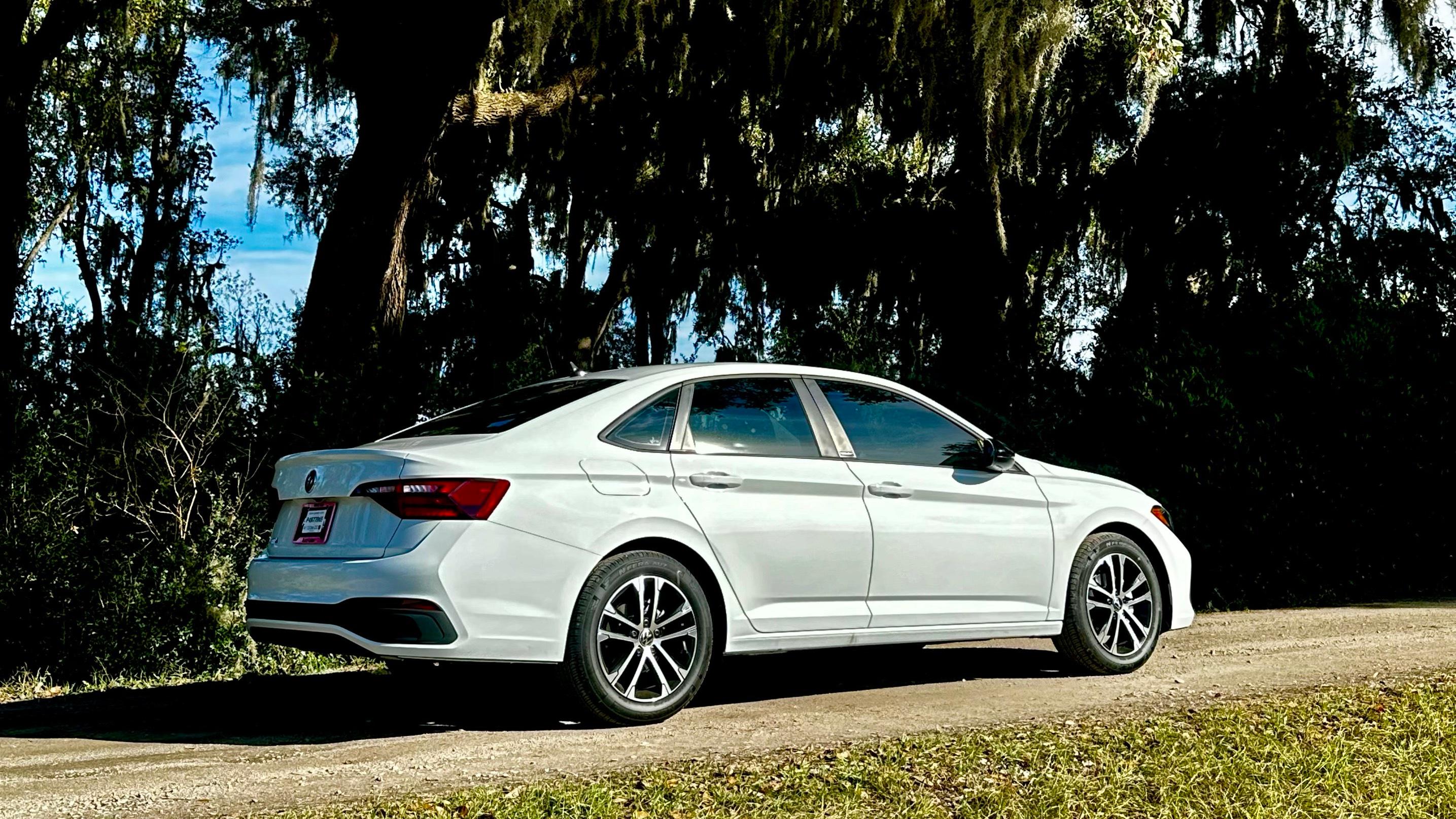 Volkswagen Jetta 2024 in Savannah, GA