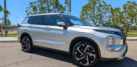 Mitsubishi Outlander PHEV 2023