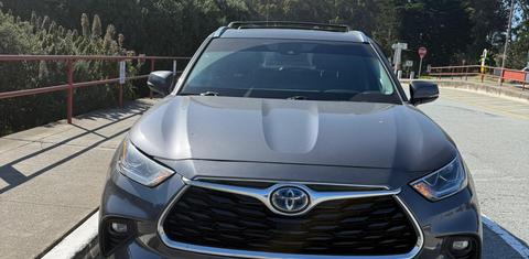 Toyota Highlander Hybrid 2023