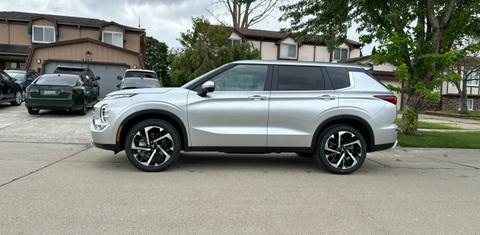 Mitsubishi Outlander 2024