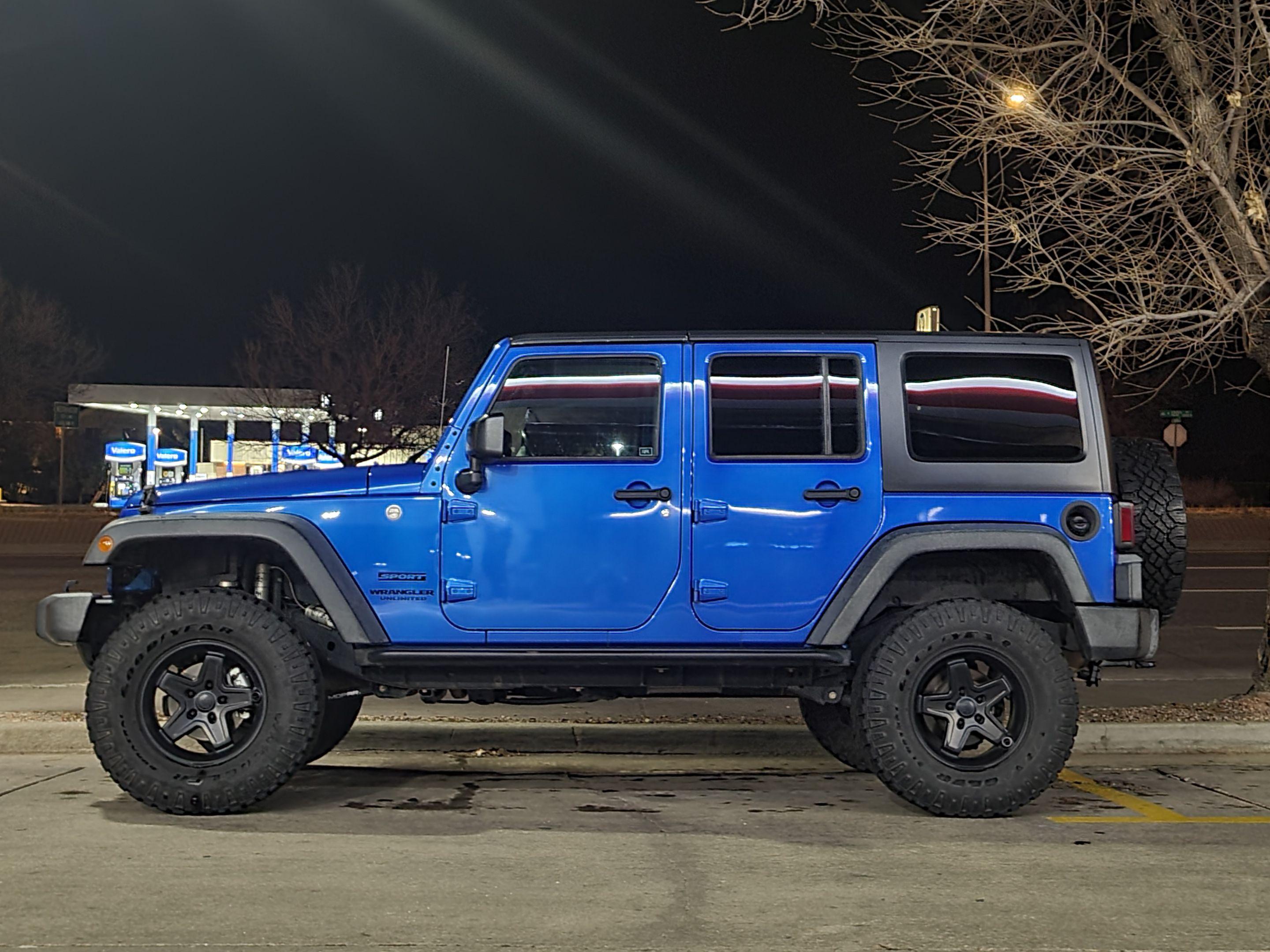 Jeep Wrangler Unlimited 2016 in 