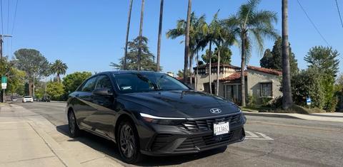 Hyundai Elantra Hybrid 2025
