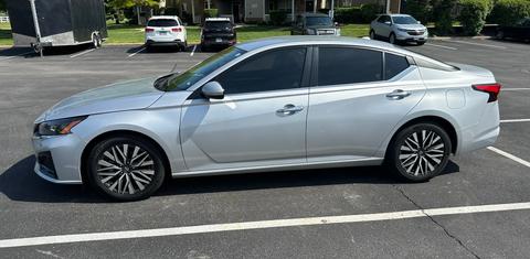 Nissan Altima 2023