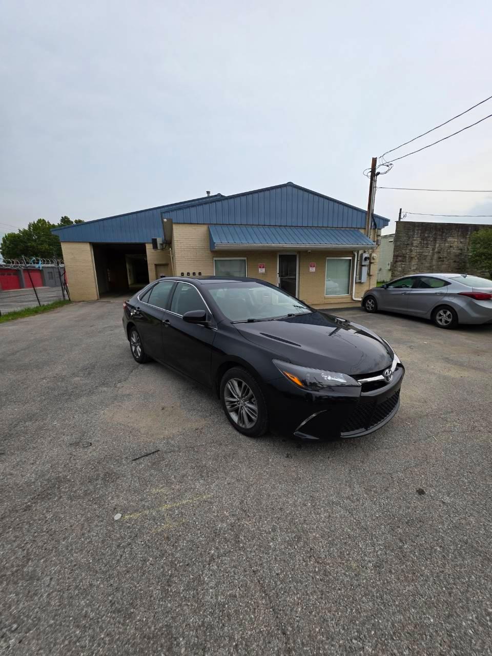 Toyota Camry 2015 in Louisville, KY