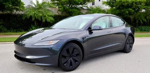 Tesla Model 3 2025