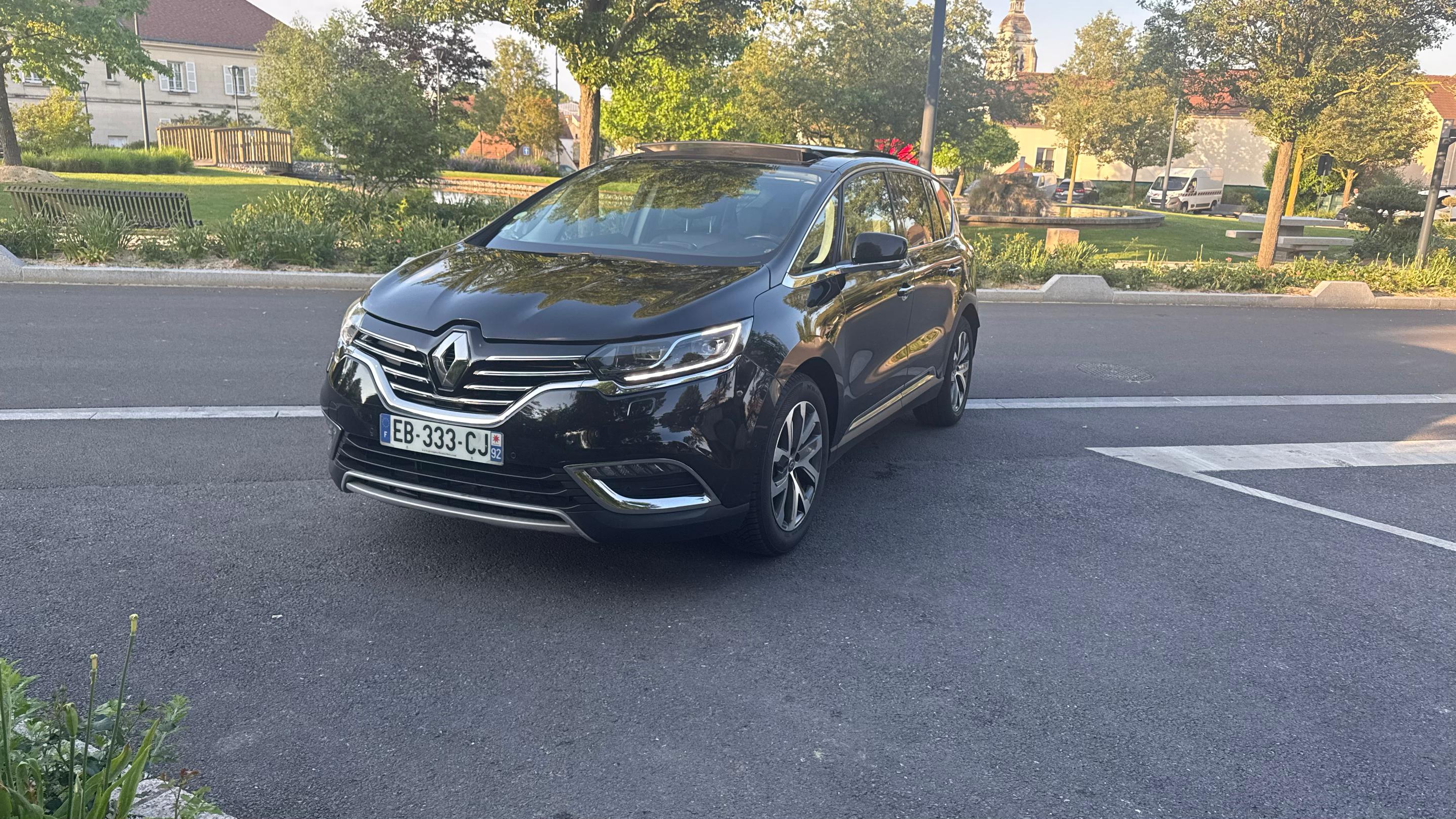 Renault ESPACE V 2016 à Tremblay-en-France