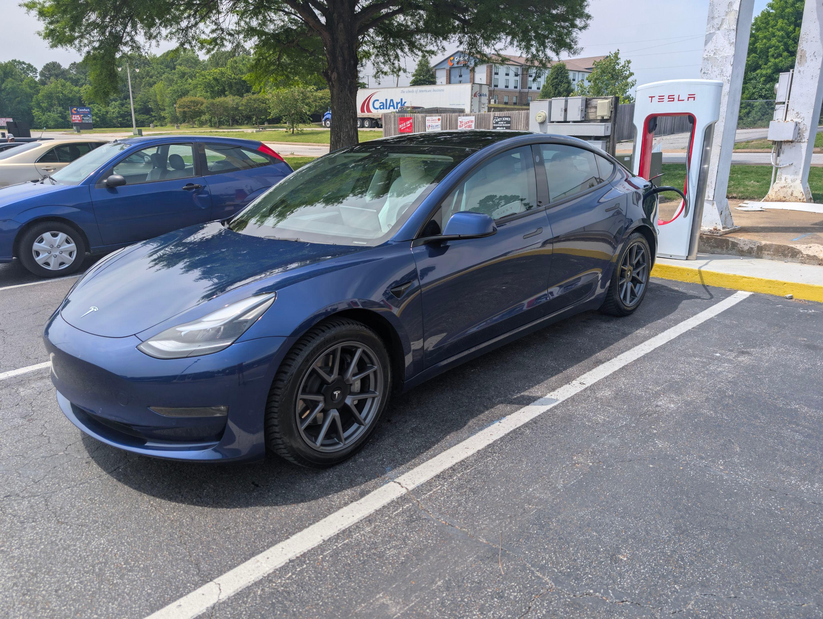 Tesla Model 3 2022 rental in Jackson, TN by Jonathan S. | Turo