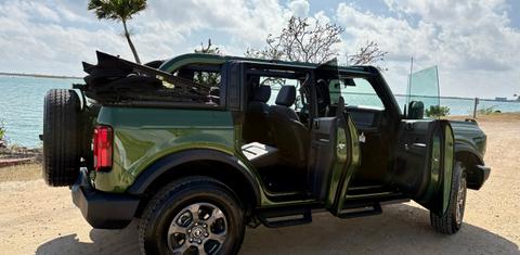 Ford Bronco 2024