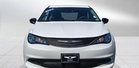 Chrysler Voyager 2024