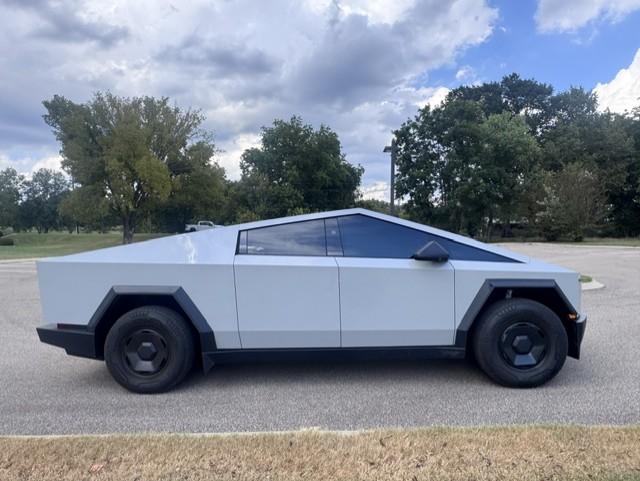 Tesla Cybertruck 2026 in Collierville, TN