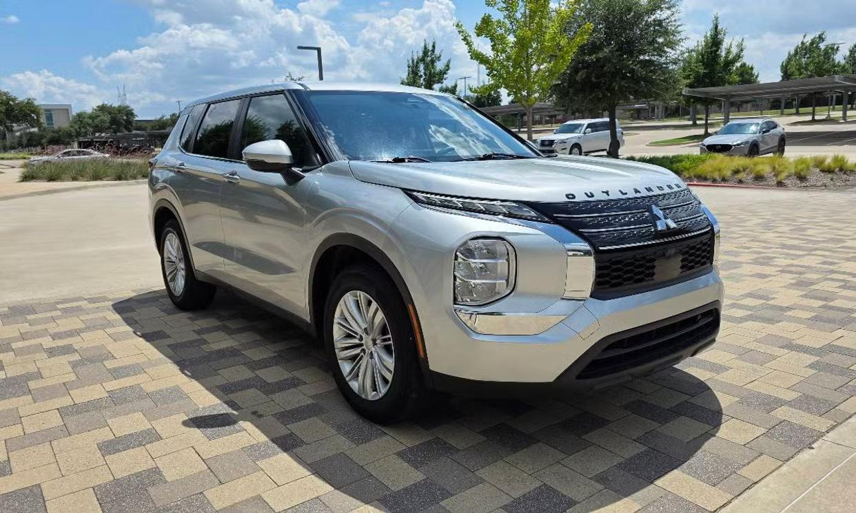 Mitsubishi Outlander 2024 in Anaheim, CA